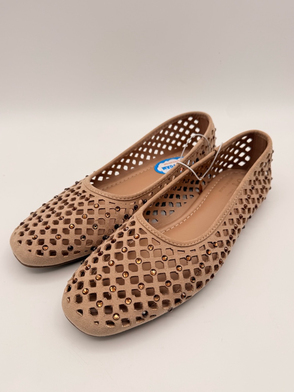 SEYCHELLES Cortada Memory Foam Laser Cut Ballet Flats Tan Women’s 9 NWT